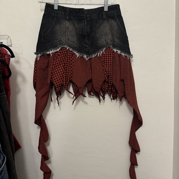 high-low plaid denim skirt - Picture 3 of 6